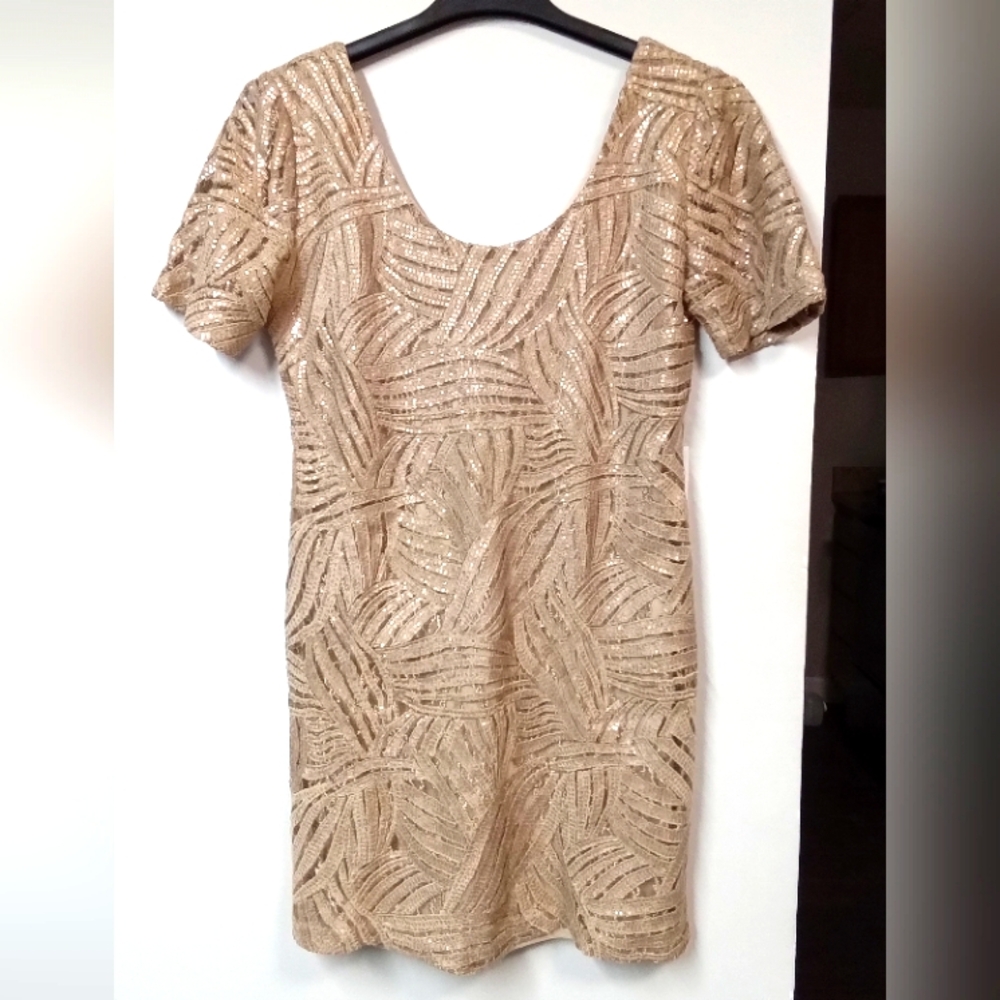 NWOT! Cavendish Short Sleeve Gold Designs Mini Dress Size 44